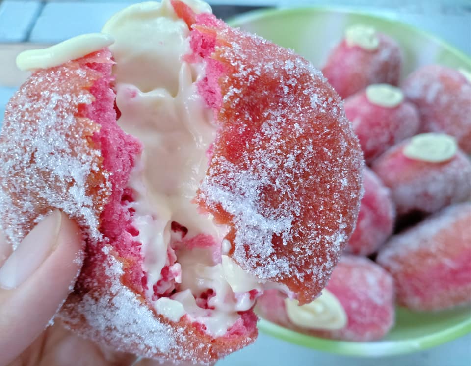 RESEPI BOMBOLONI RED VELVET YANG MENYELERAKAN - TCER.MY