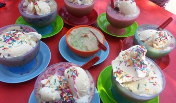 20 Tempat Makan Popular di Melaka